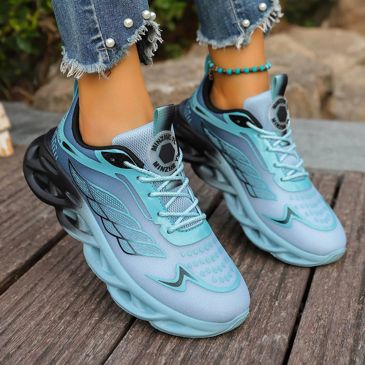 Summer Unisex Running Shoes Women Lightweight Mesh Breathable Comfortable Flat Soft Tennis Shoes Lace-up Sneakers