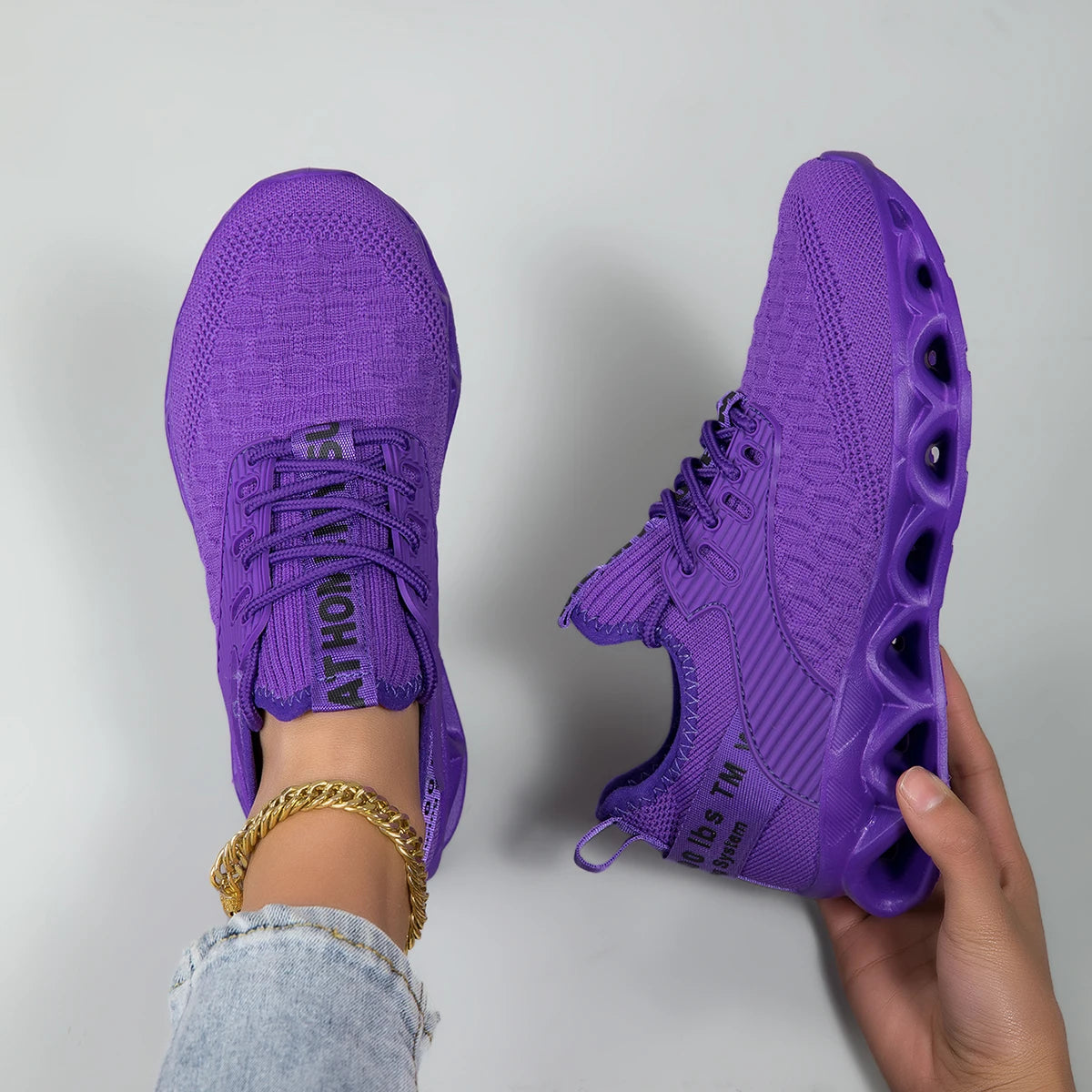 Women Blade Sole Running Sneakers Letter Print Knit Breathable Lightweight Non Slip Fashion Walking Gym Athletic Sport Shoes